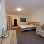 Stadt 3* טוטלינגן